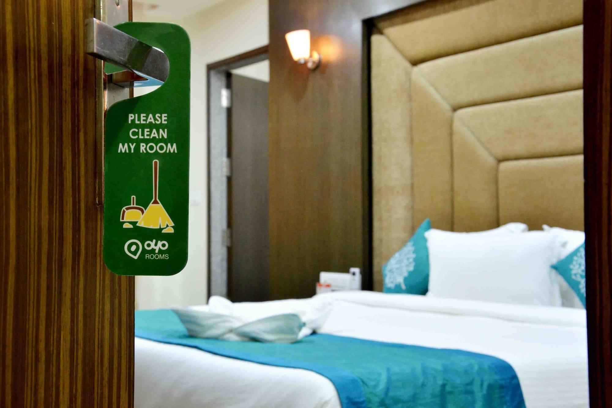 Capital O 1546 The Sensation Hotel Indore Exterior foto