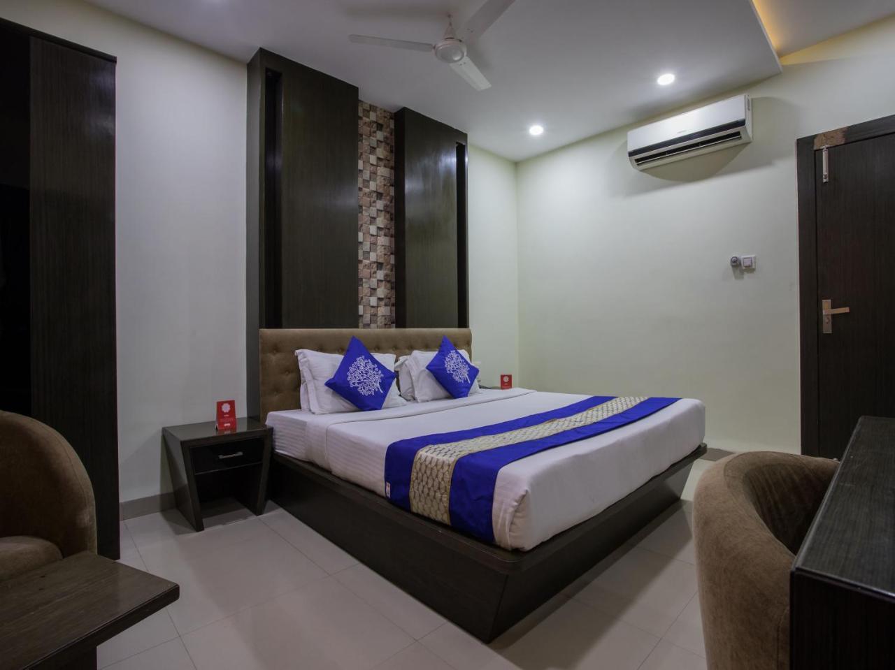 Capital O 1546 The Sensation Hotel Indore Exterior foto